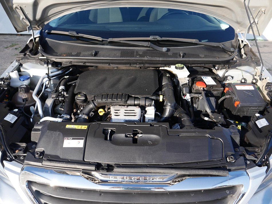 Peugeot 308 1.2 PT 