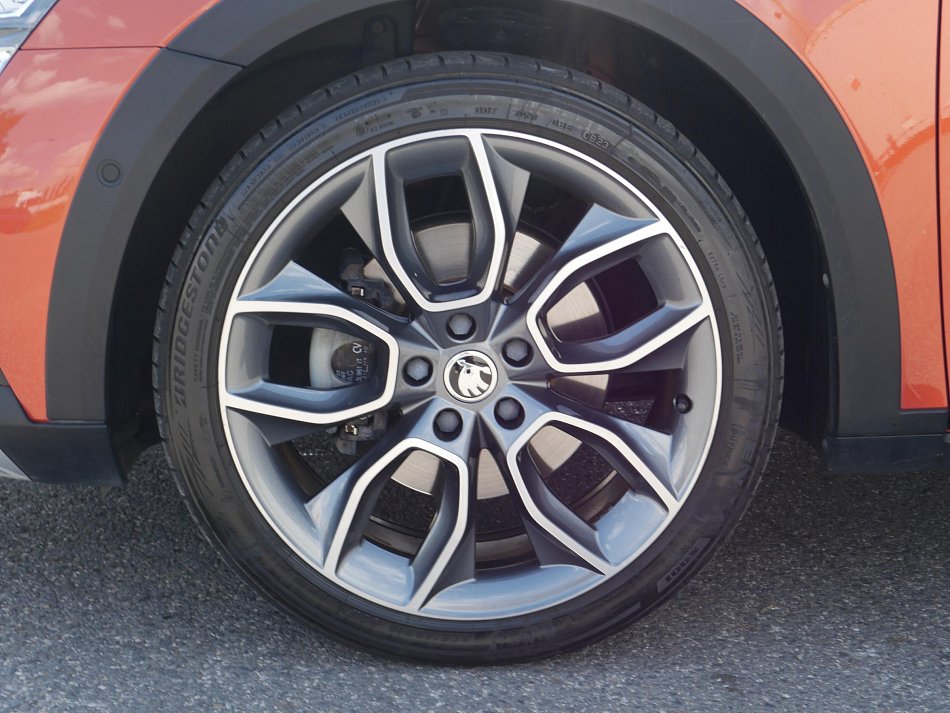 Škoda Superb III 2.0 TDi Scout 4x4