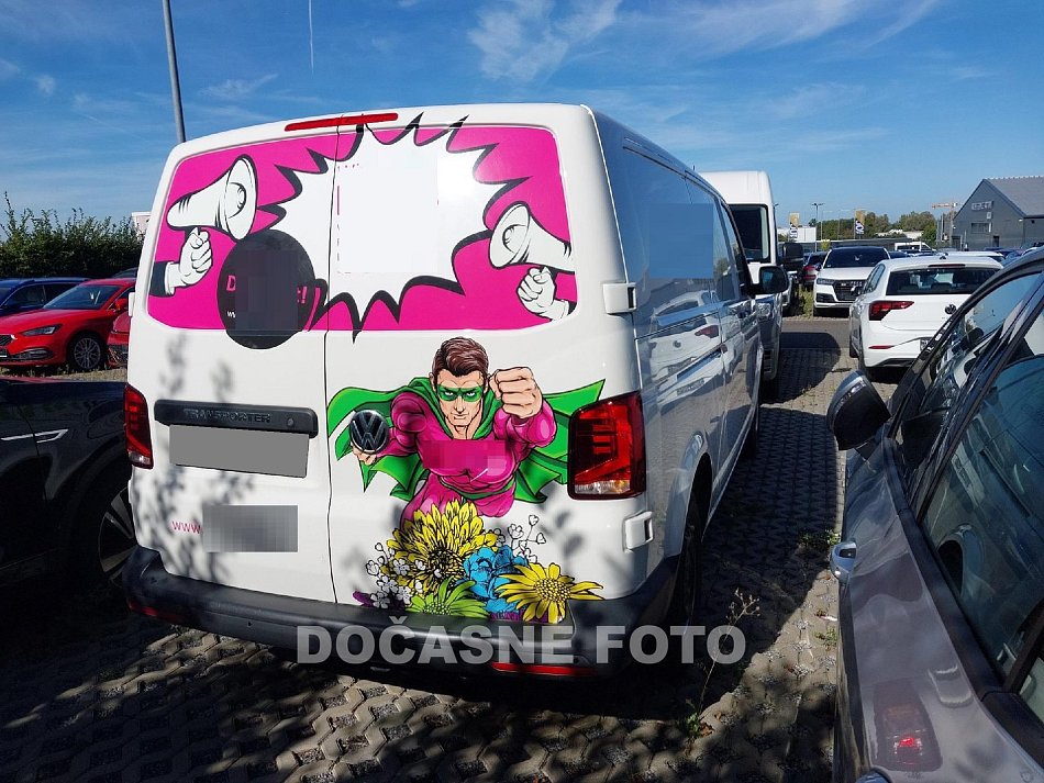 Volkswagen Transporter 2.0TDi  L2H1 T6.1