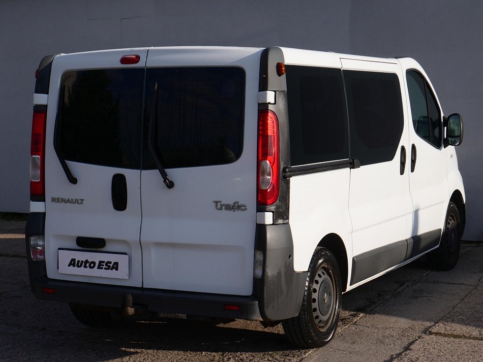 Renault Trafic 2.0dCi  9míst