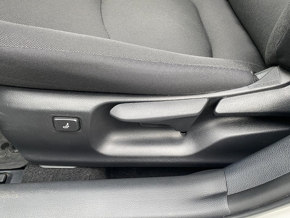 Toyota Corolla 1.8 Hybrid 