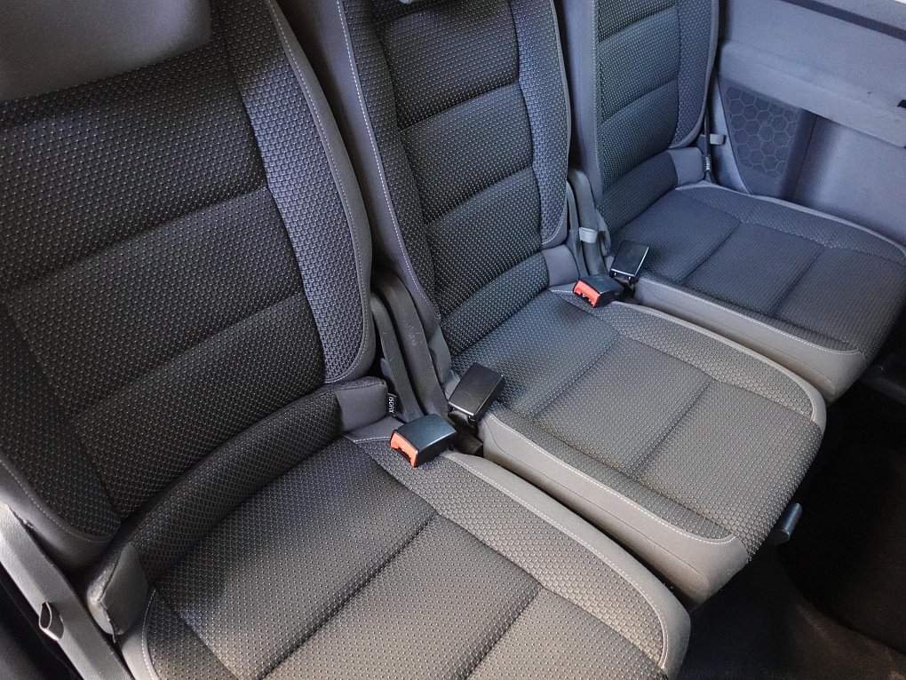 Volkswagen Touran 1.6 TDi 