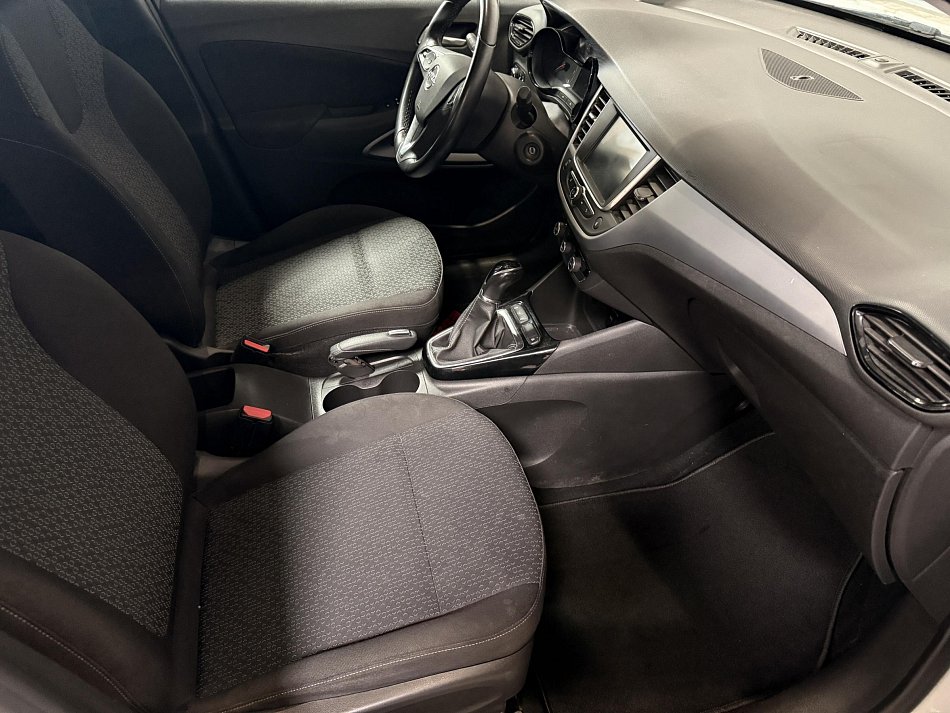 Opel Crossland X 1.2 i 