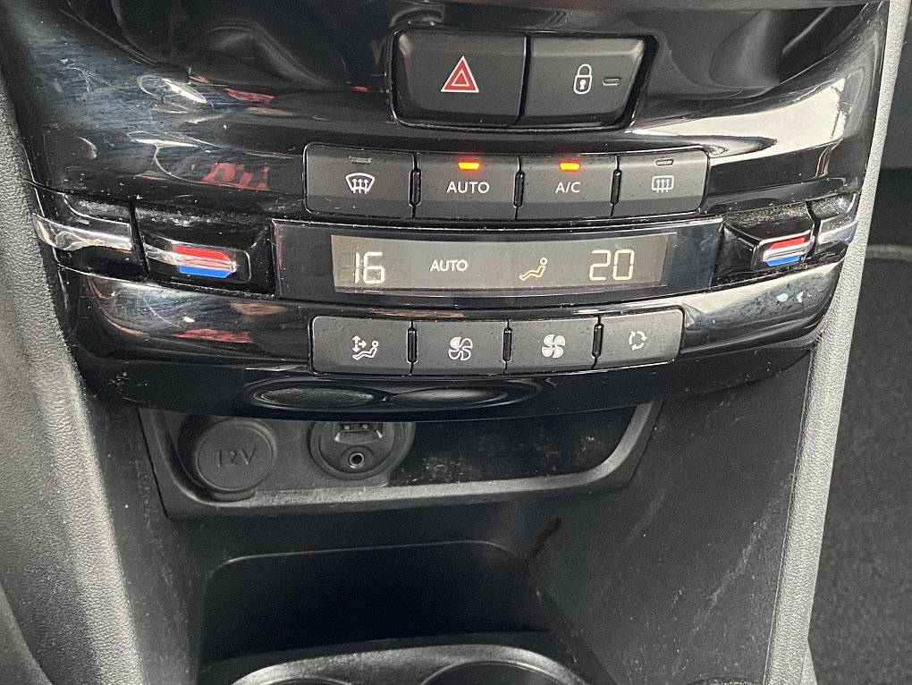Peugeot 208 1.2PT Roland Garros