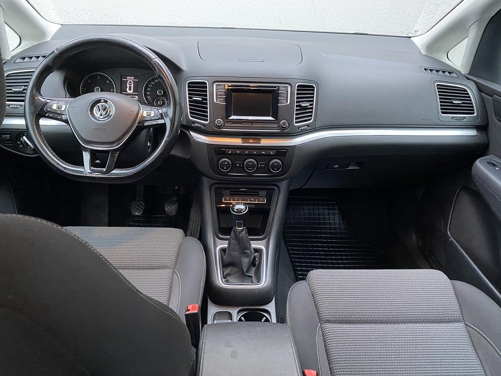 Volkswagen Sharan 2.0 TDi 