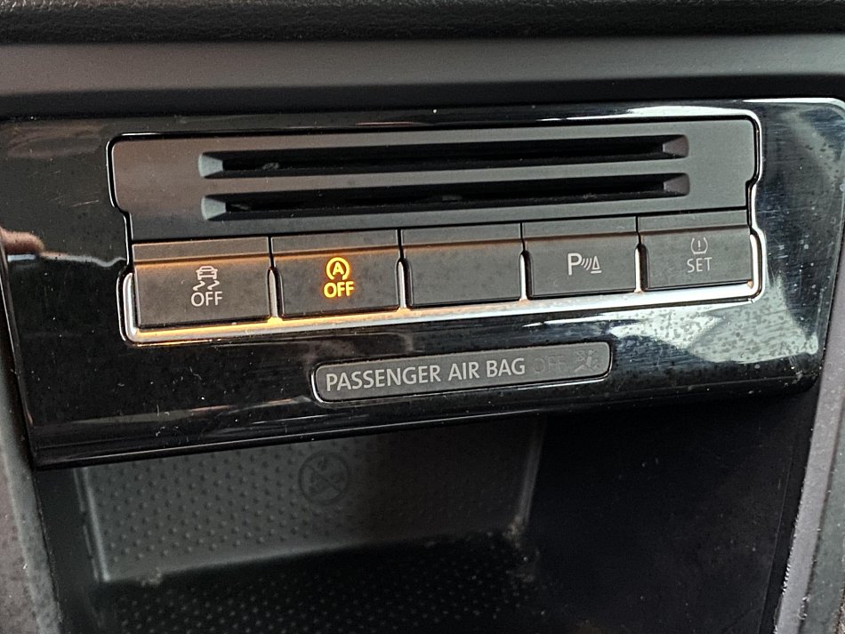 Volkswagen Sharan 2.0 TDi 