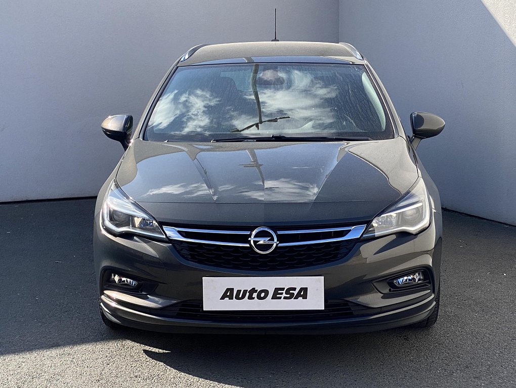 Opel Astra 1.4 T Innovation