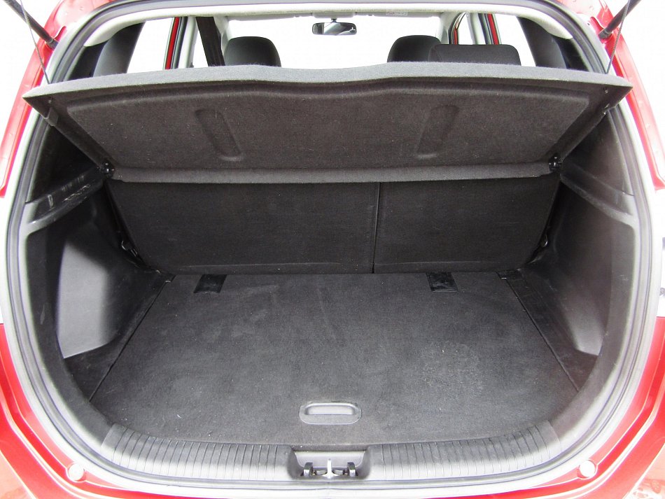 Hyundai Ix20 1.6i 