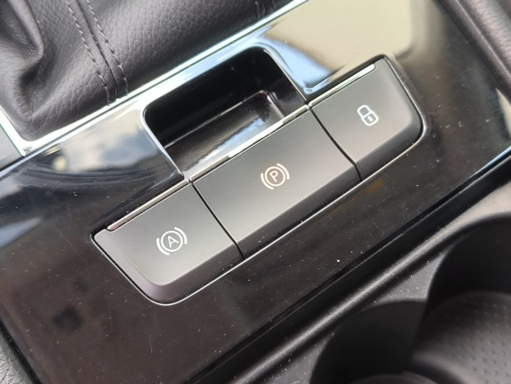 Škoda Superb III 2.0 TDi 
