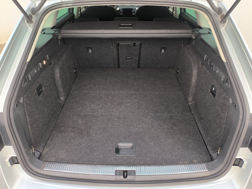 Škoda Superb III 2.0 TDi 