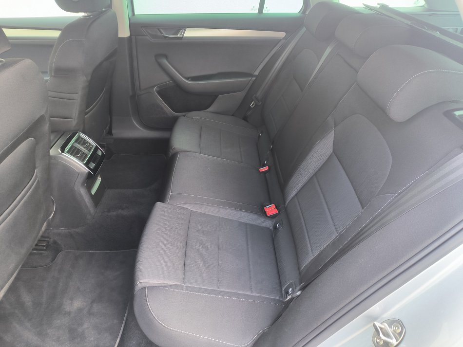 Škoda Superb III 2.0 TDi 