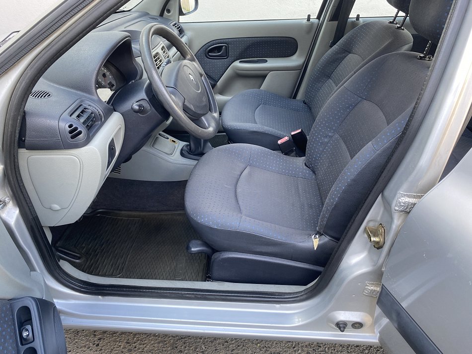 Renault Thalia 1.4 16V 