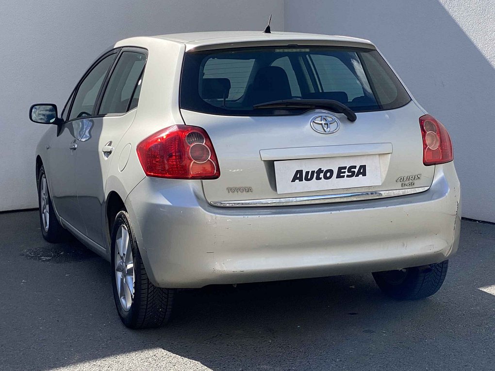 Toyota Auris 1.4 D 