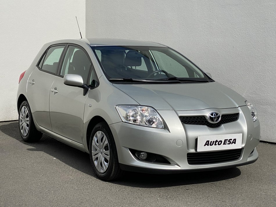 Toyota Auris 1.4 D 