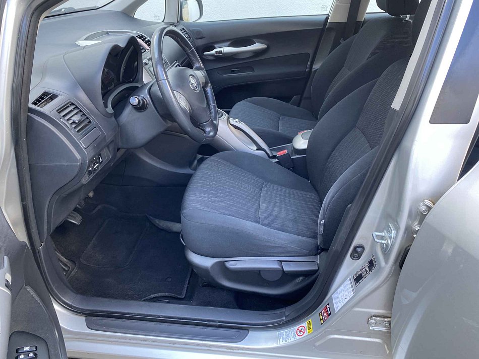 Toyota Auris 1.4 D 