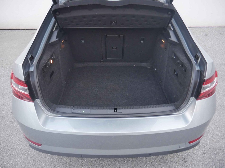 Škoda Superb III 2.0TDi Style