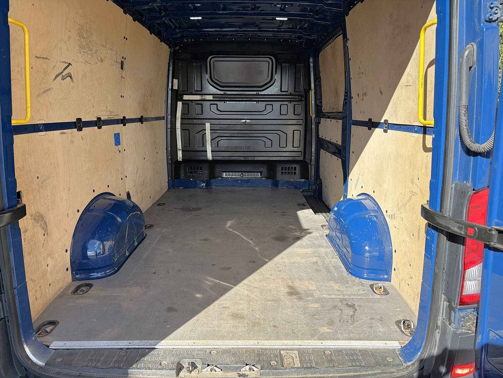 Volkswagen Crafter 2.0TDi  L2H1