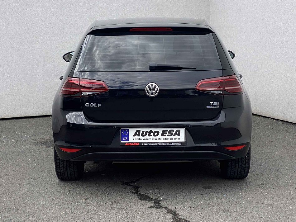 Volkswagen Golf 1.2 TSi 
