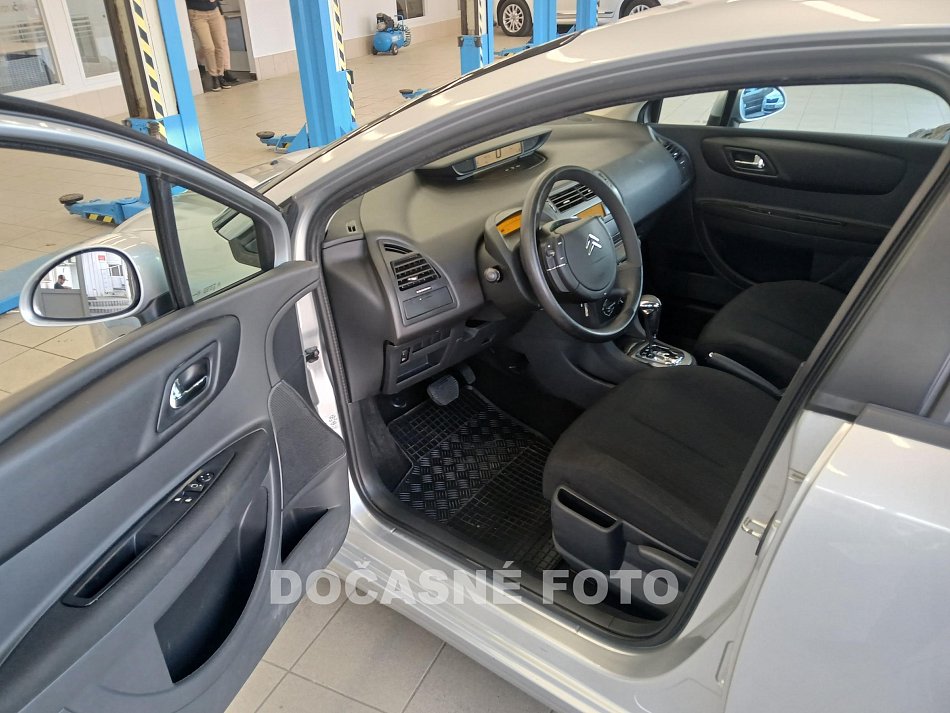 Citroën C4 1.6i 
