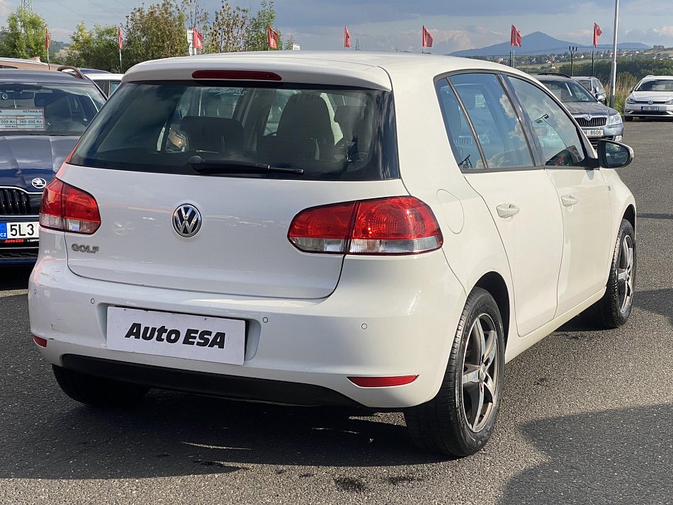 Volkswagen Golf 1.4i 