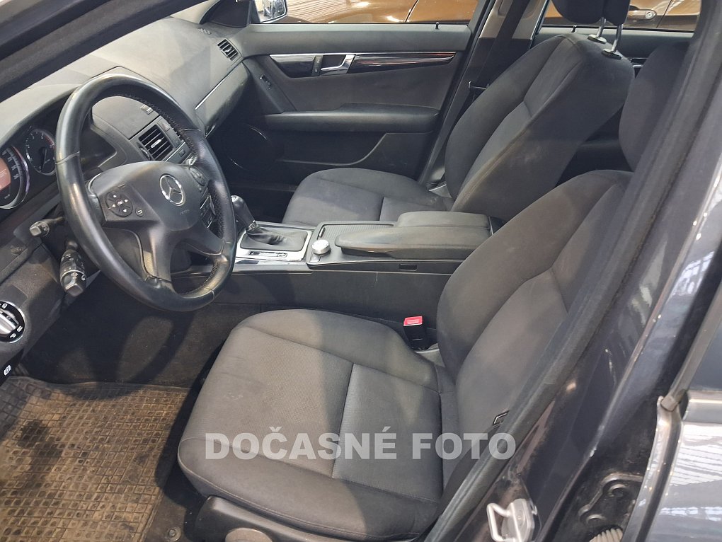 Mercedes-Benz Třída C 2.2 CDI 