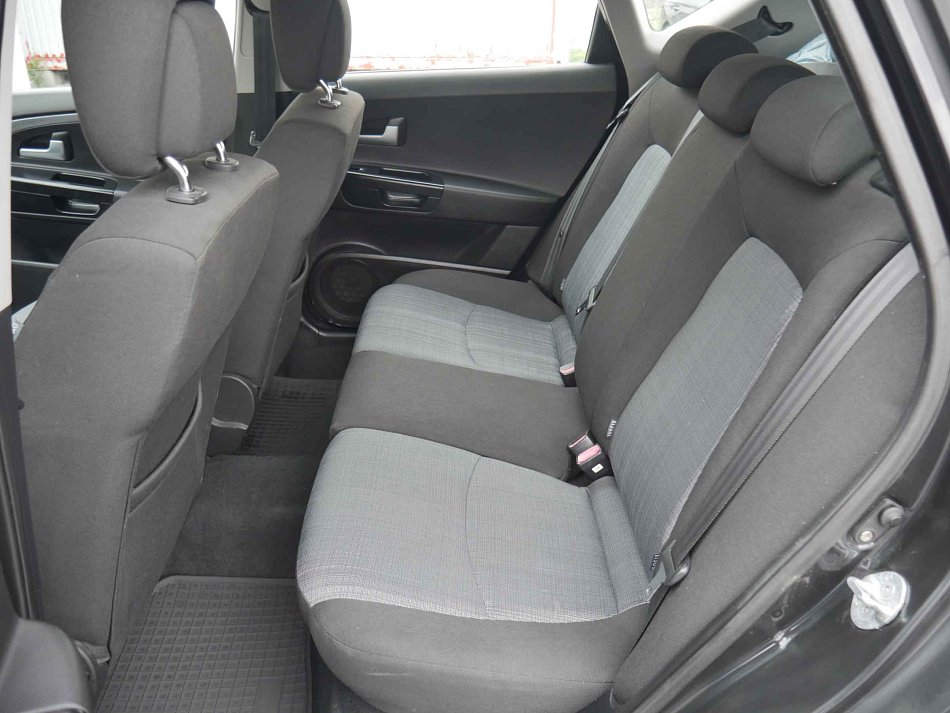 Kia Ceed 1.4 16V 