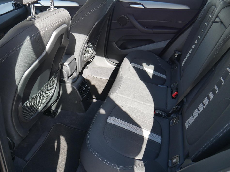 BMW X1 2.0 D  X-drive