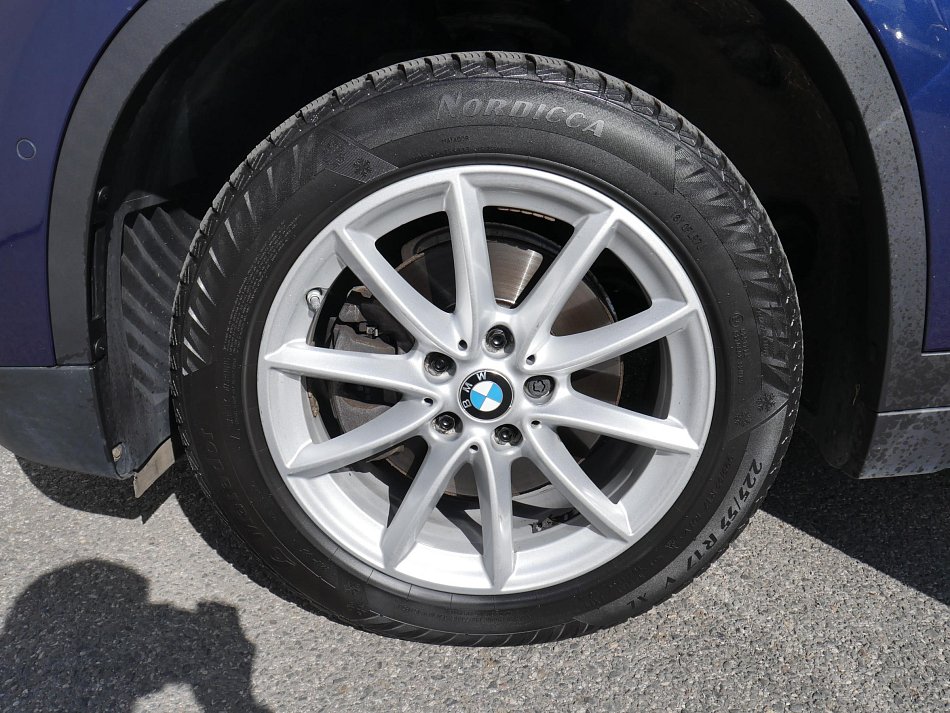 BMW X1 2.0 D  X-drive