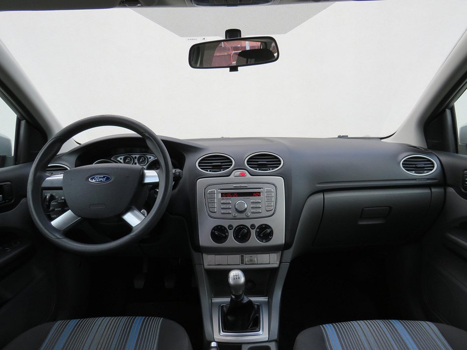 Ford Focus 1.4i 