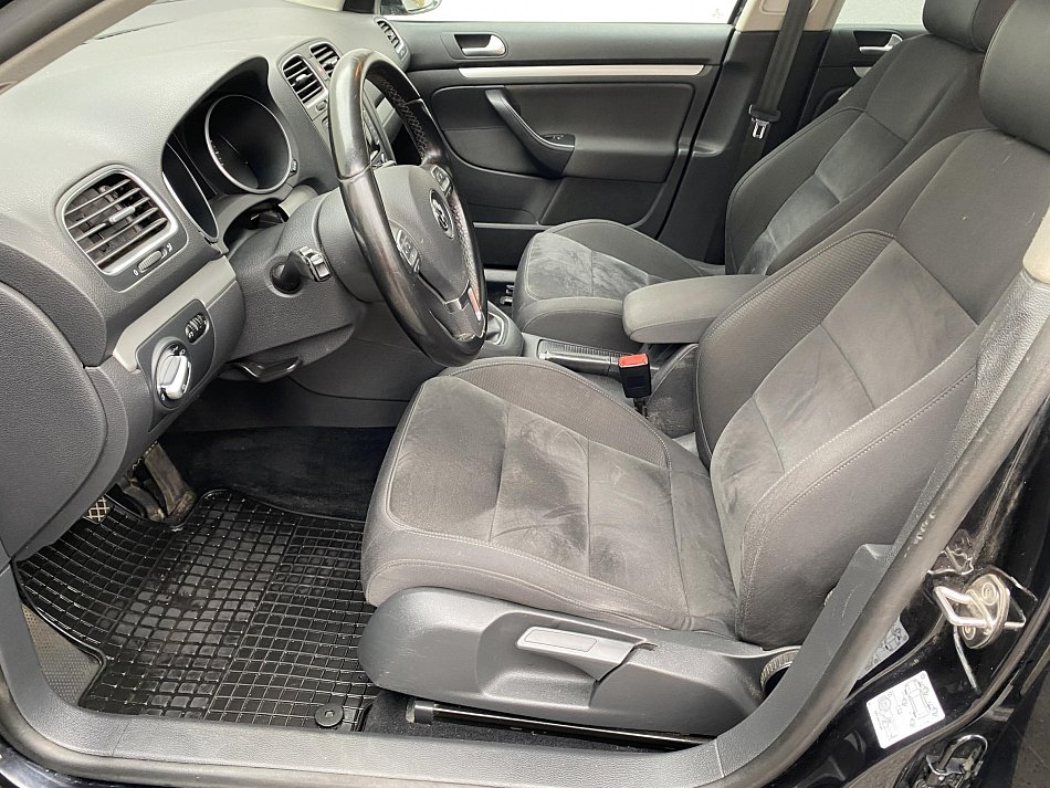 Volkswagen Golf 1.6 TDi 