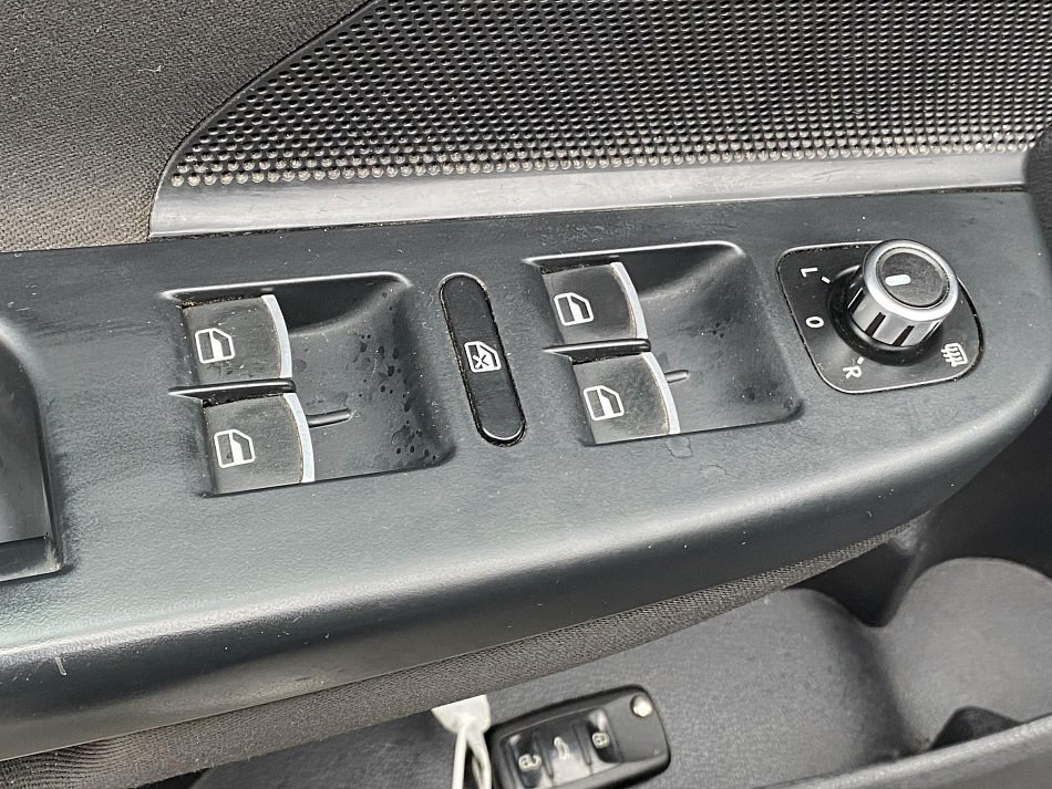 Volkswagen Golf 1.6 TDi 