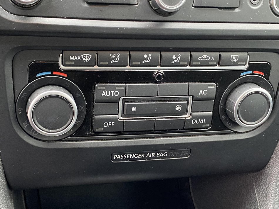 Volkswagen Golf 1.6 TDi 