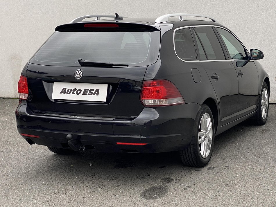 Volkswagen Golf 1.6 TDi 