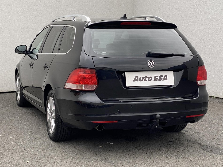 Volkswagen Golf 1.6 TDi 
