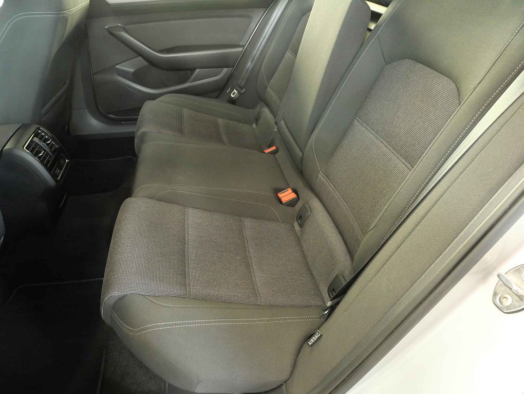 Volkswagen Passat 2.0TDi 
