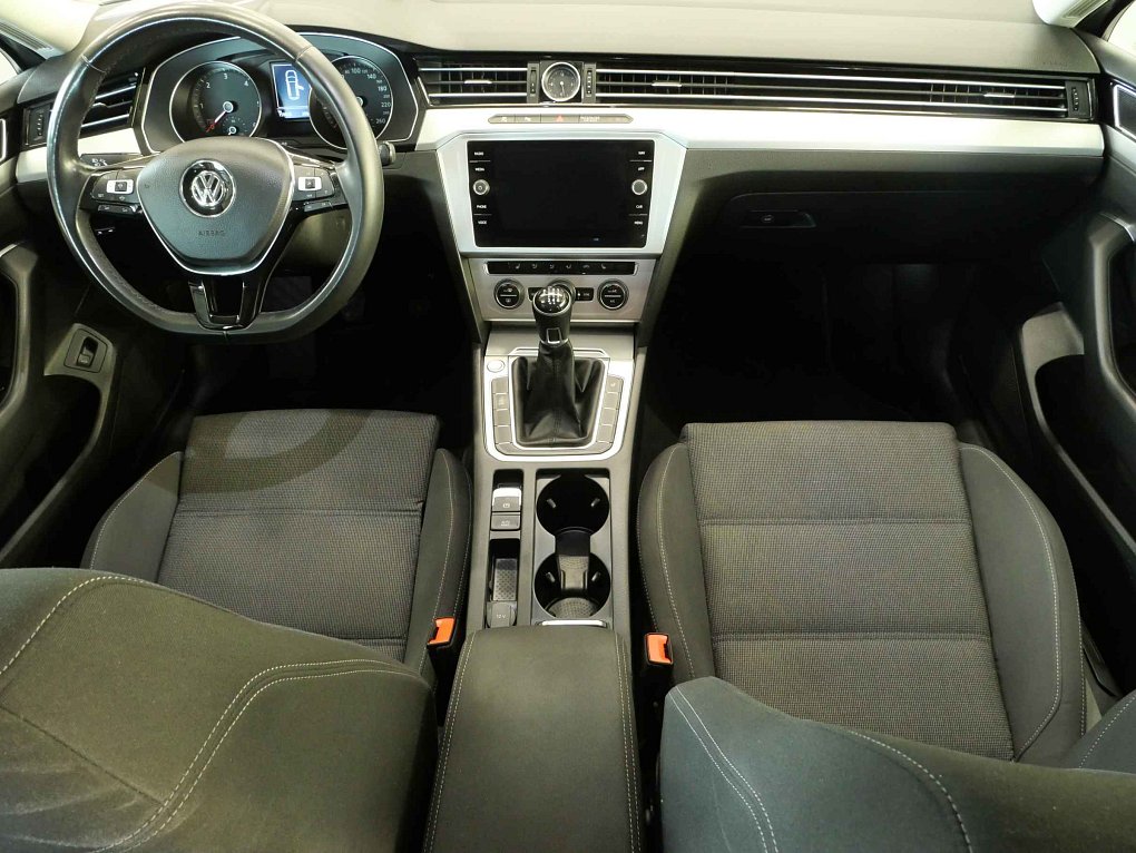 Volkswagen Passat 2.0TDi 