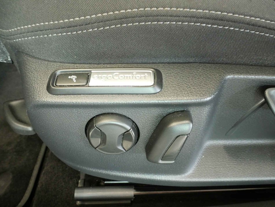 Volkswagen Passat 2.0TDi 