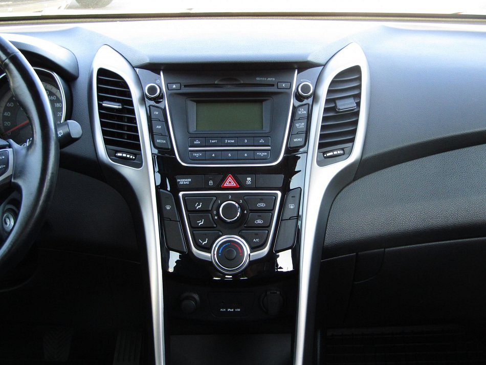 Hyundai I30 1.4 i 