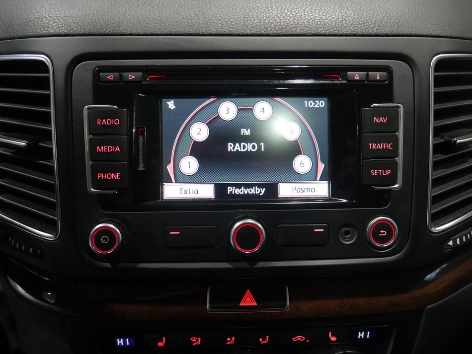 Volkswagen Sharan 2.0 TDi 