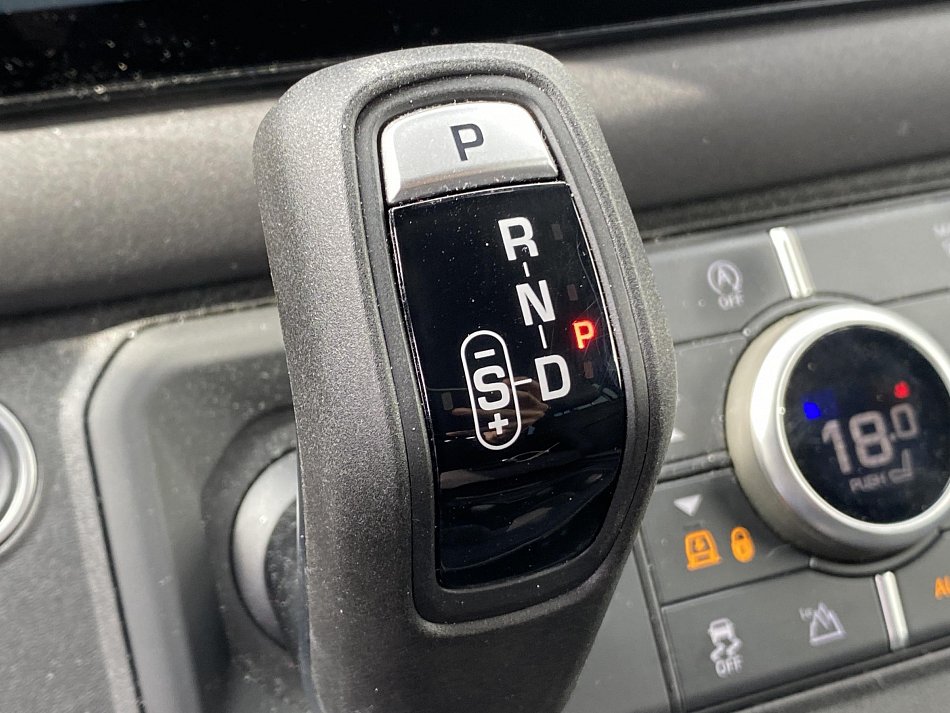 Land Rover Defender 3.0 D  4x4