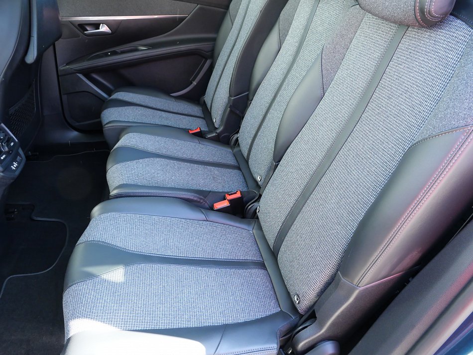 Peugeot 5008 1.6HDi 