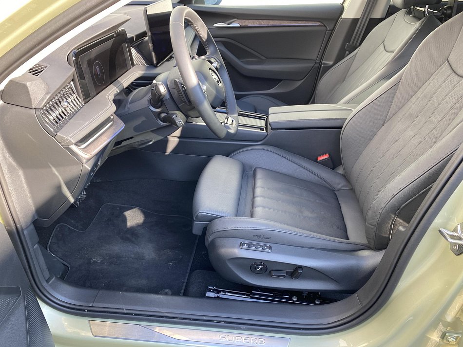Škoda Superb IV 2.0 TDi L&K