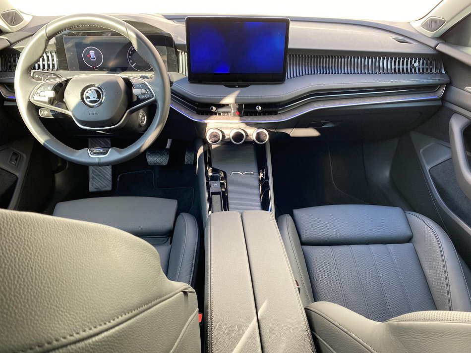 Škoda Superb IV 2.0 TDi L&K