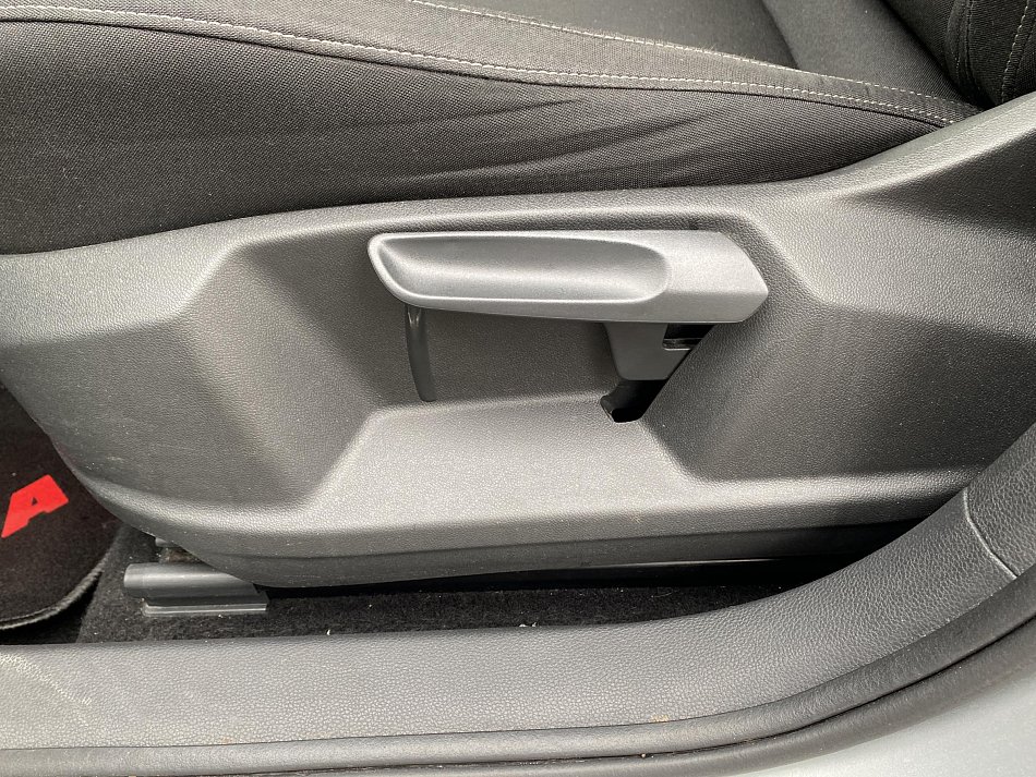 Škoda Karoq 1.0 TSi Ambition