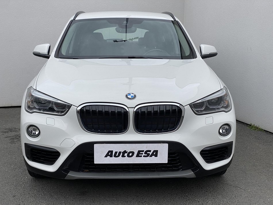 BMW X1 2.0d  sDrive18d