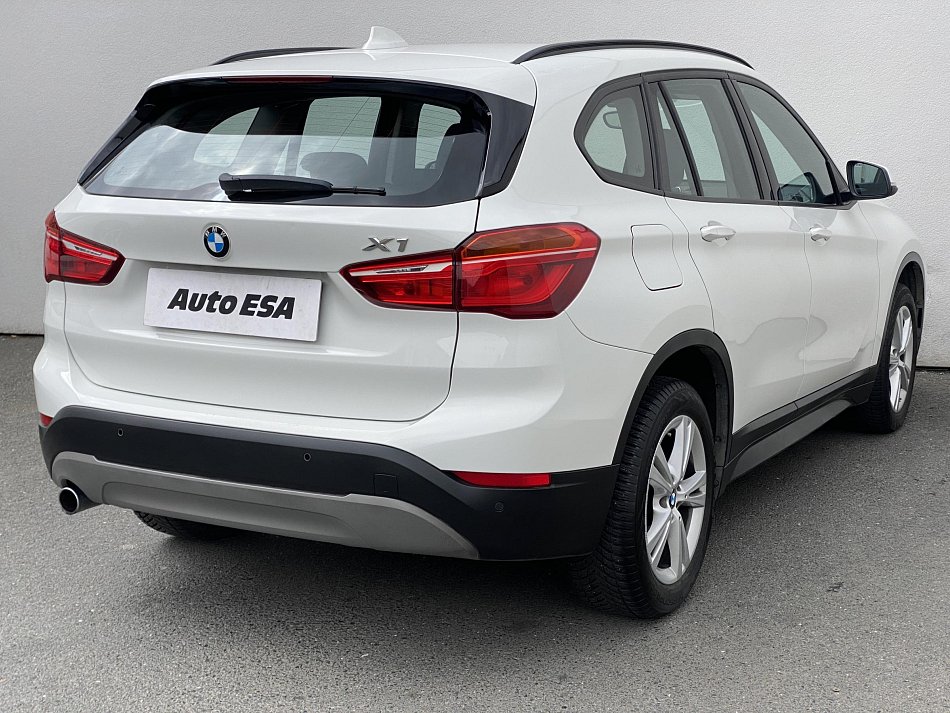 BMW X1 2.0d  sDrive18d