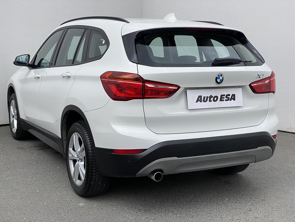 BMW X1 2.0d  sDrive18d