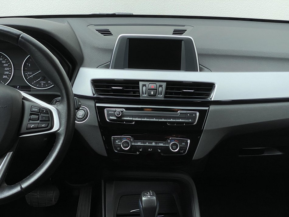 BMW X1 2.0d  sDrive18d