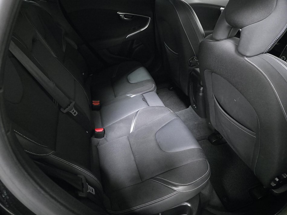 Volvo V40 2.0d 