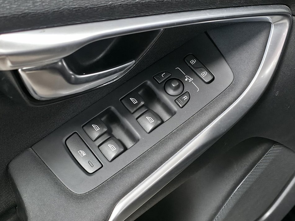 Volvo V40 2.0d 